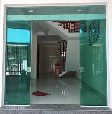 Cấu tạo cửa kính thủy lực – Tìm hiểu chi tiết từng bộ phận quan trọng