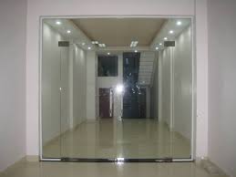 Cửa Kính Cường Lực 12mm – Lựa Chọn Hoàn Hảo Cho Không Gian An Toàn Và Sang Trọng