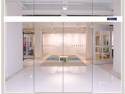 Cửa Kính Thủy Lực Là Gì? Cấu Tạo Và Ứng Dụng Trong Thiết Kế Hiện Đại