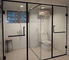 Lựa chọn kính cường lực cho cửa và vách tắm – Hướng dẫn chi tiết