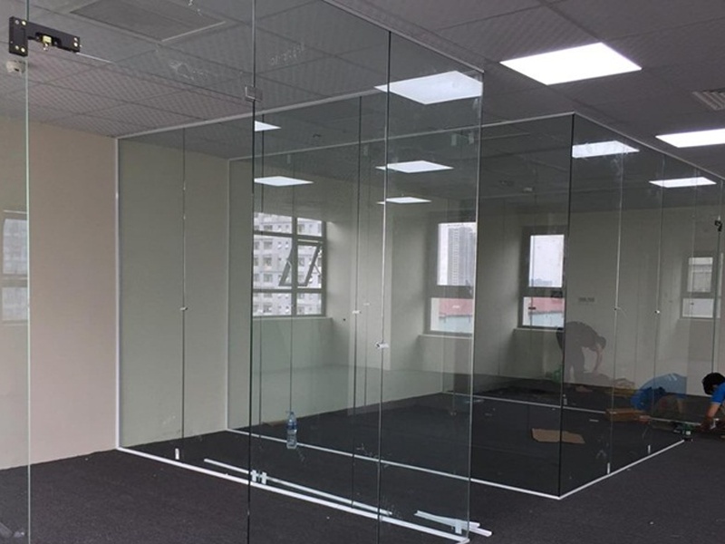 Cửa Kính Cường Lực Văn Phòng – Giải Pháp Hiện Đại Cho Doanh Nghiệp