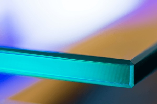 Vách Kính Trang Trí Nội Thất – Tô Điểm Không Gian Sống Hiện Đại